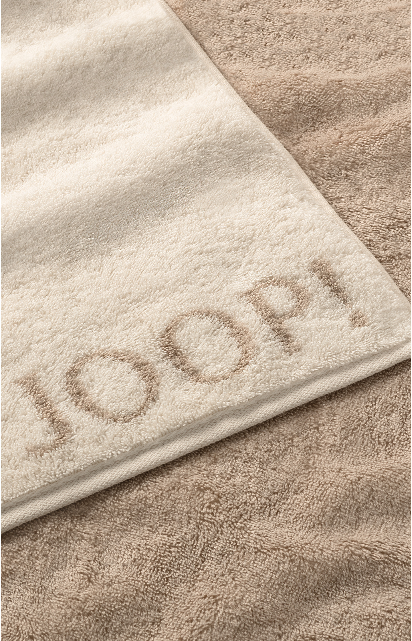 JOOP! Handtücher: Qualität für Ihr Badezimmer - Betten Leitermann und Betten Rabolt - Offenburg und Baden-Baden JOOP! Handtuch zweiseitig wendbar